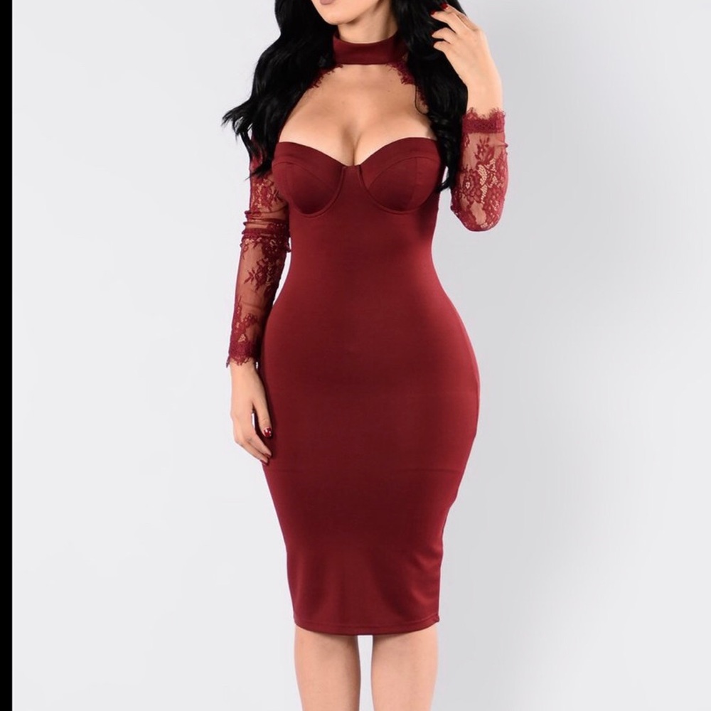 Fashion nova burgundy dress Nwt